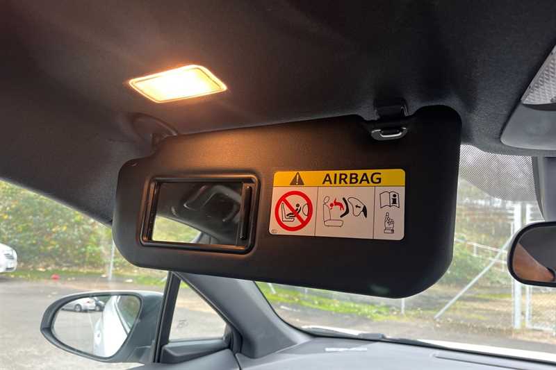 Used Toyota C-HR 2022 for sale - 77471560: Photo 32