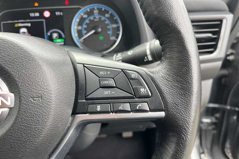 Used Nissan Leaf 2022 for sale - 77560780: Photo 27