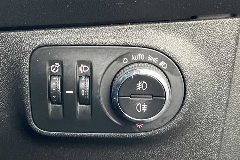 Used Vauxhall Corsa 2016 for sale - 77627718: Photo 35