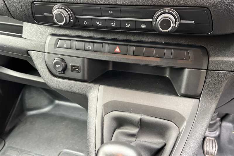 Used Vauxhall Vivaro 2023 for sale - 77471578: Photo 15