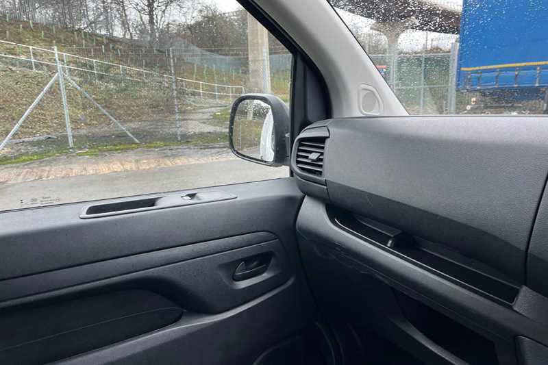 Used Vauxhall Vivaro 2023 for sale - 77471578: Photo 40