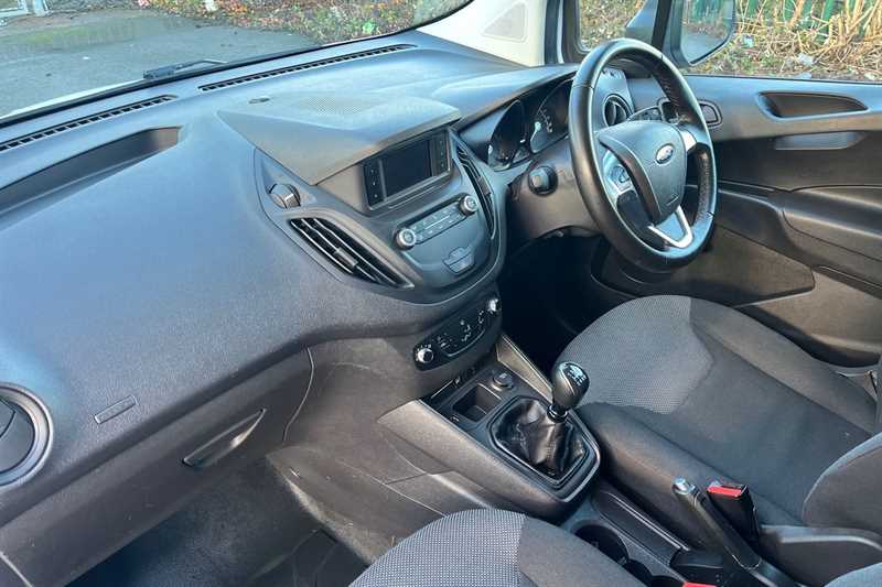Used Ford Transit Courier 2020 for sale - 77158109: Photo 13