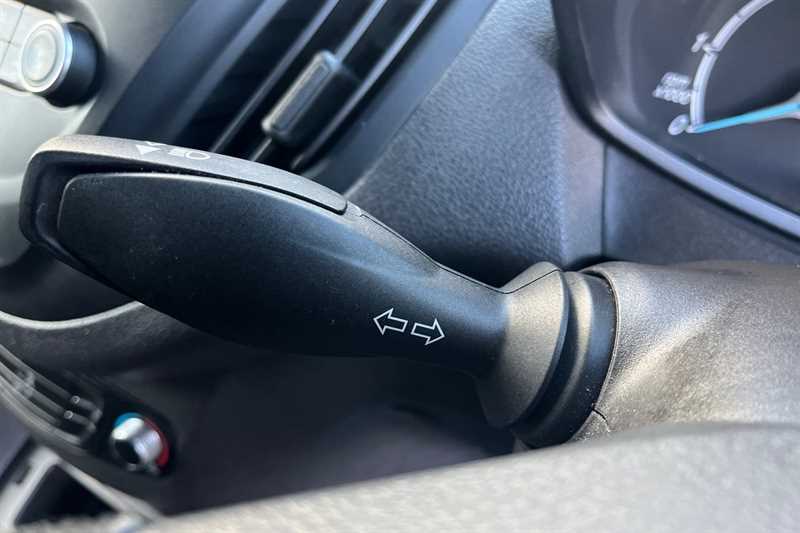 Used Ford Transit Courier 2020 for sale - 77158109: Photo 29