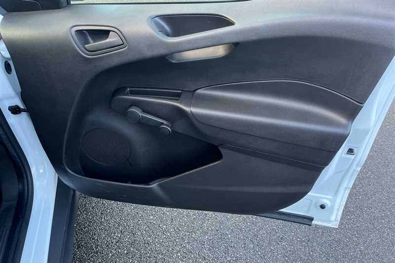 Used Ford Transit Courier 2020 for sale - 77158109: Photo 42