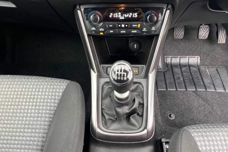 Used Suzuki SX4 S-Cross 2023 for sale - 77855899: Photo 39