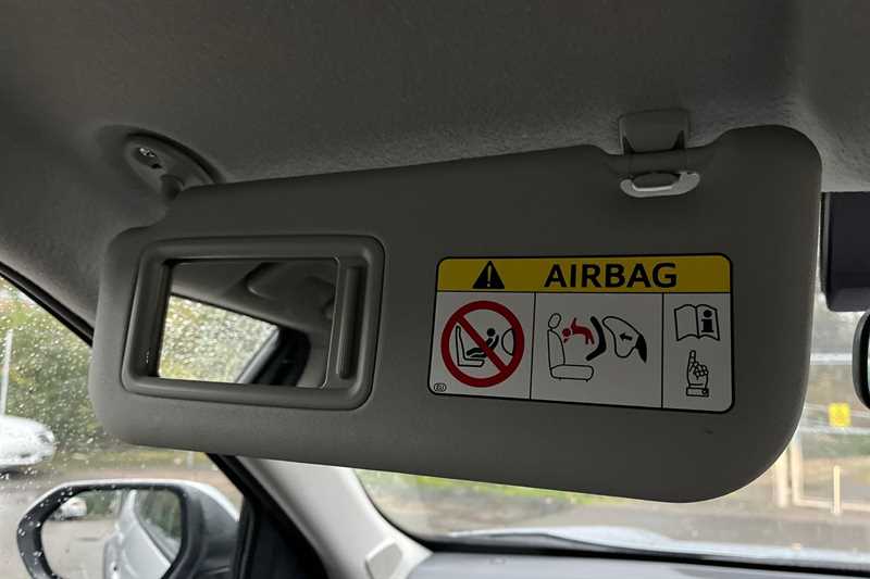 Used Toyota Yaris Cross 2024 for sale - 77146261: Photo 32