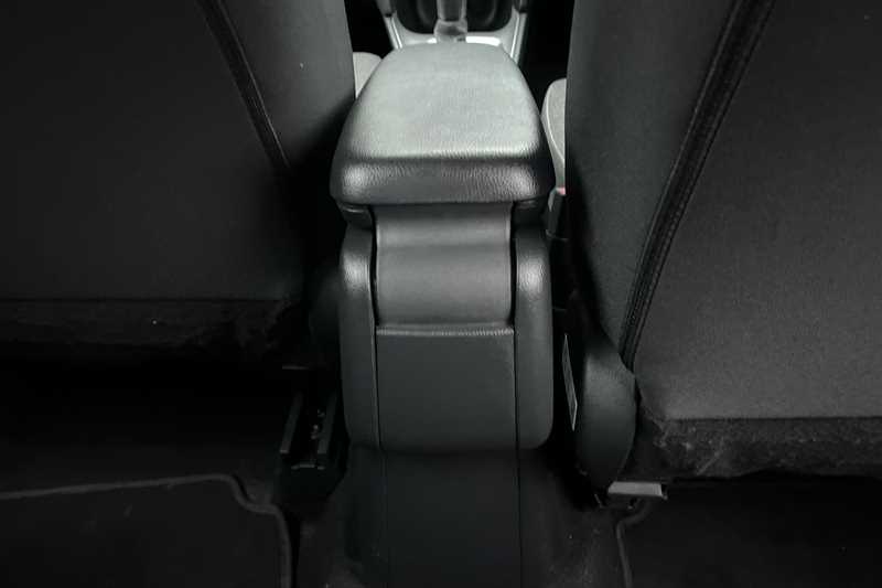 Used Toyota Yaris Cross 2024 for sale - 77146261: Photo 44