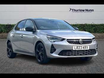 2023 - 1.2i Turbo (100 PS) GS 5 Door Petrol Hatchback *** 1 Private Owner from New
