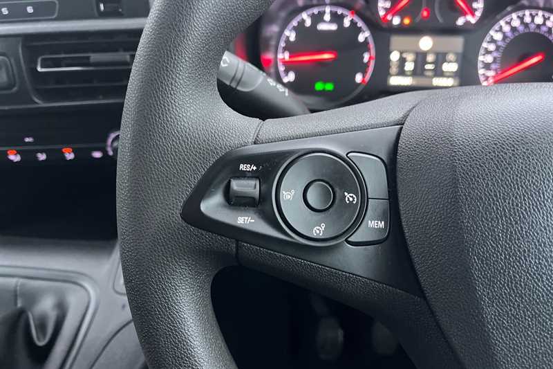 Used Vauxhall Combo Life 2022 for sale - 77471400: Photo 21