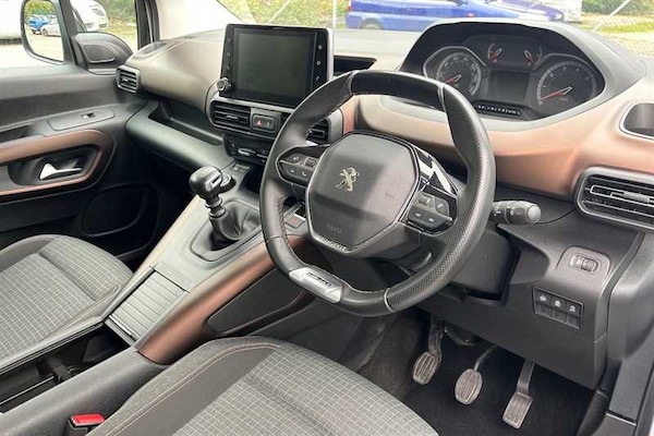 Used Peugeot Rifter 2019 for sale - 76204150: Photo 10