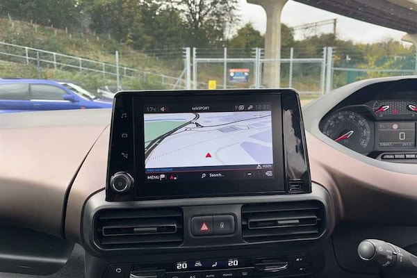 Used Peugeot Rifter 2019 for sale - 76204150: Photo 37