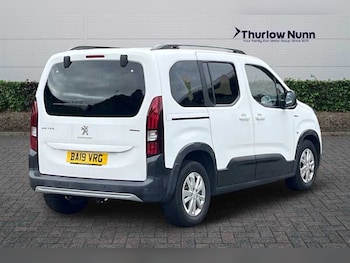 Used Peugeot Rifter 2019 for sale - 76204150: Photo