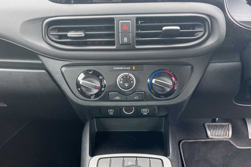 Used Hyundai i10 2023 for sale - 77232451: Photo 38