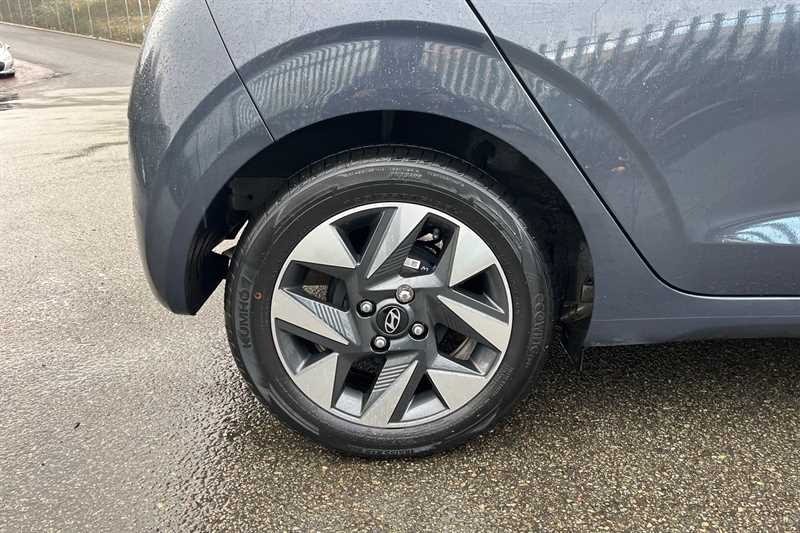 Used Hyundai i10 2023 for sale - 77232451: Photo 50