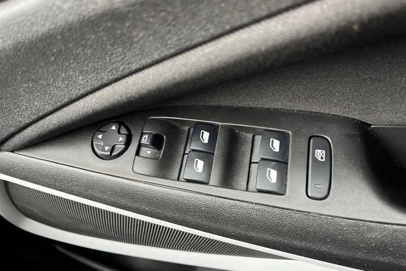 Used Vauxhall Crossland 2021 for sale - 77471017: Photo 16