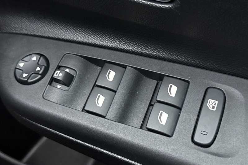 Used Vauxhall Corsa 2023 for sale - 76717715: Photo 16