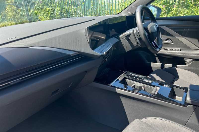 Used Vauxhall Astra 2025 for sale - 76168971: Photo 13