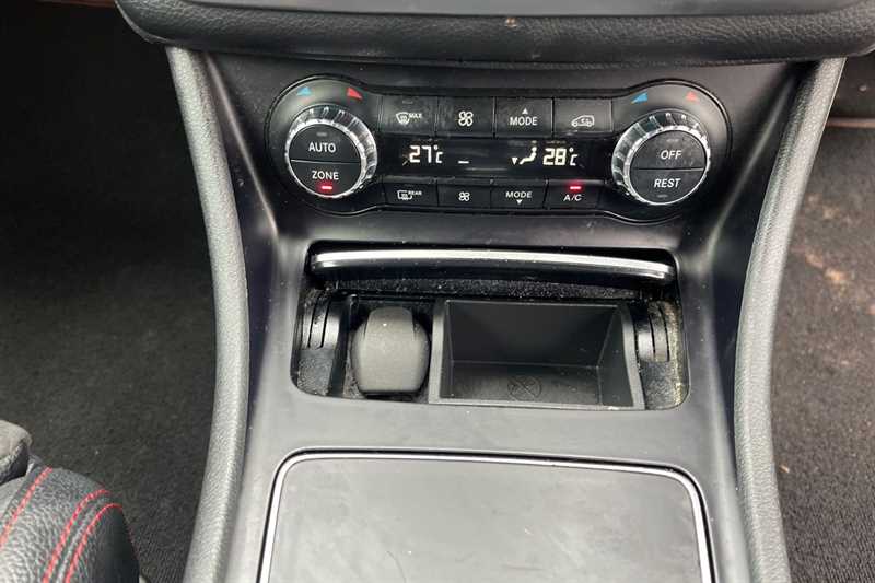 Used Mercedes-Benz GLA 2019 for sale - 76169035: Photo 39