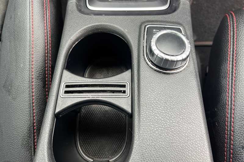 Used Mercedes-Benz GLA 2019 for sale - 76169035: Photo 40