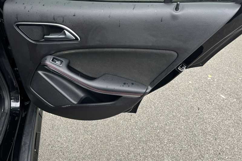 Used Mercedes-Benz GLA 2019 for sale - 76169035: Photo 43