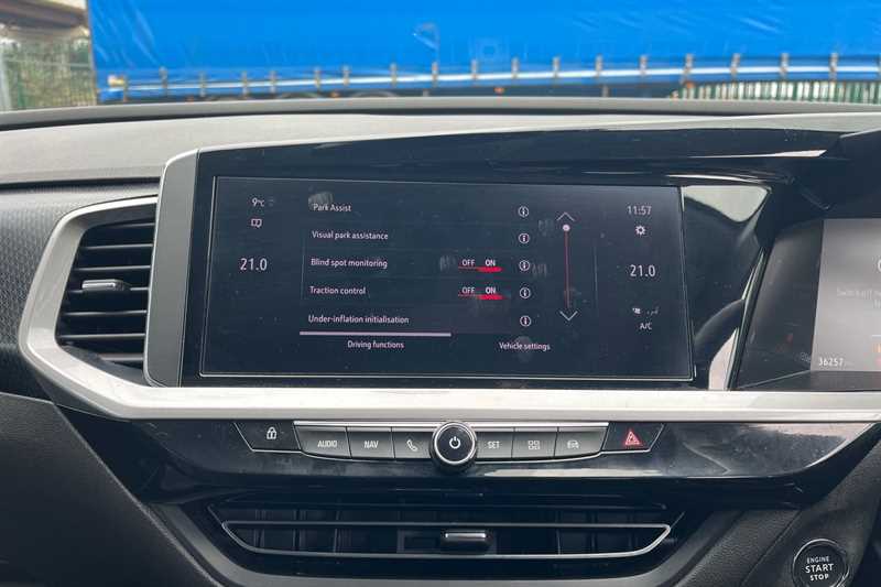 Used Vauxhall Grandland 2022 for sale - 77740211: Photo 17