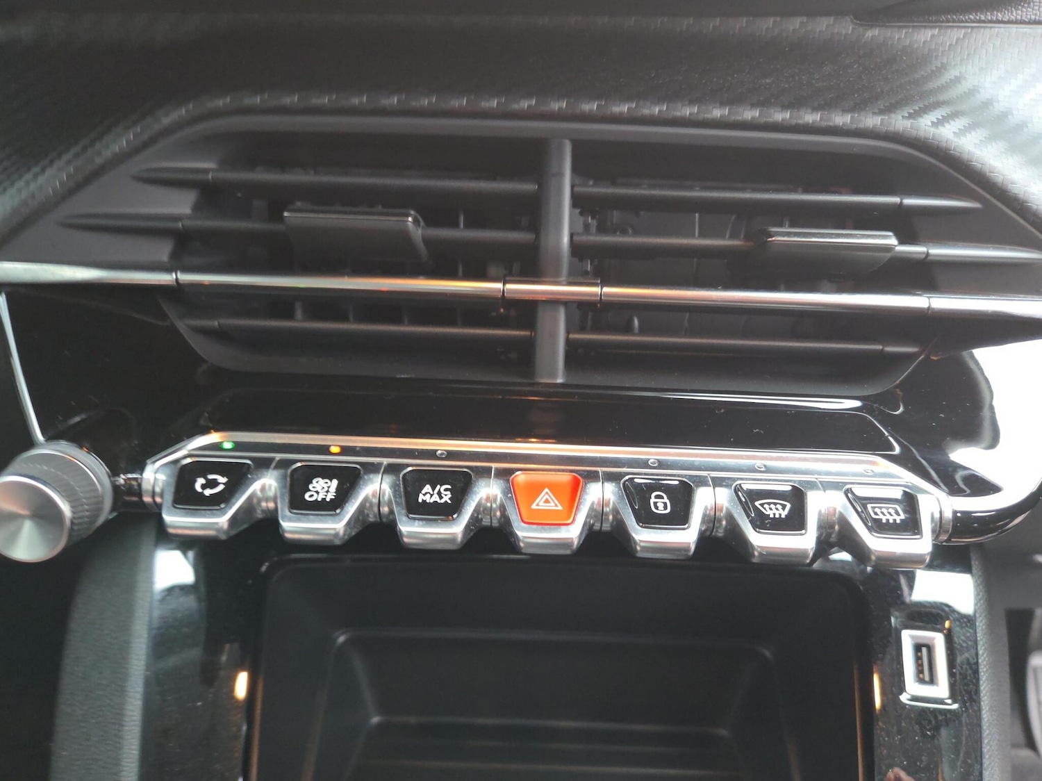 Used Peugeot 2008 2022 for sale - 76673953: Photo 21