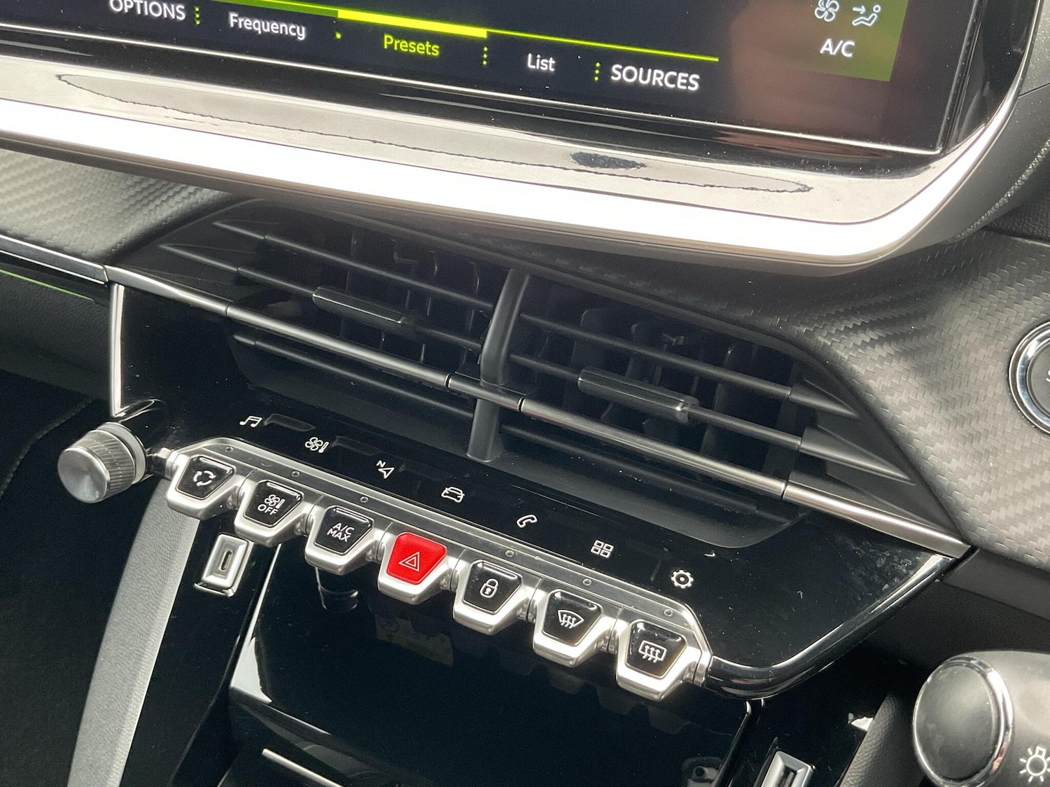 Used Peugeot 208 2022 for sale - 76675173: Photo 24