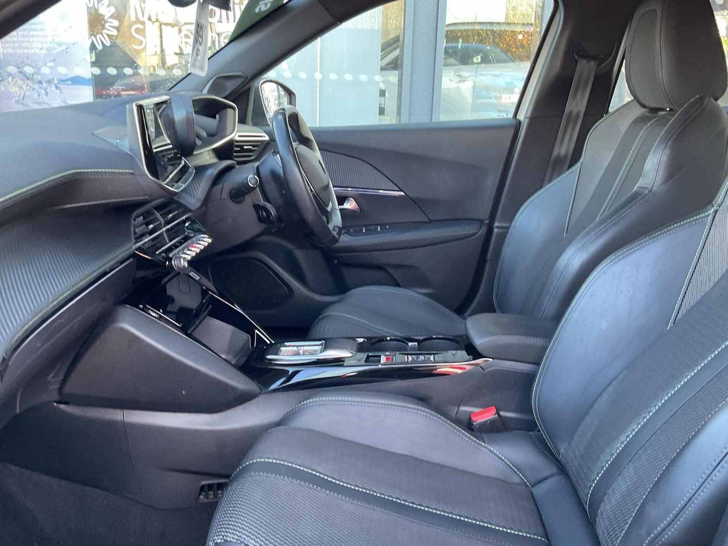 Used Peugeot 2008 2024 for sale - 76677464: Photo 10