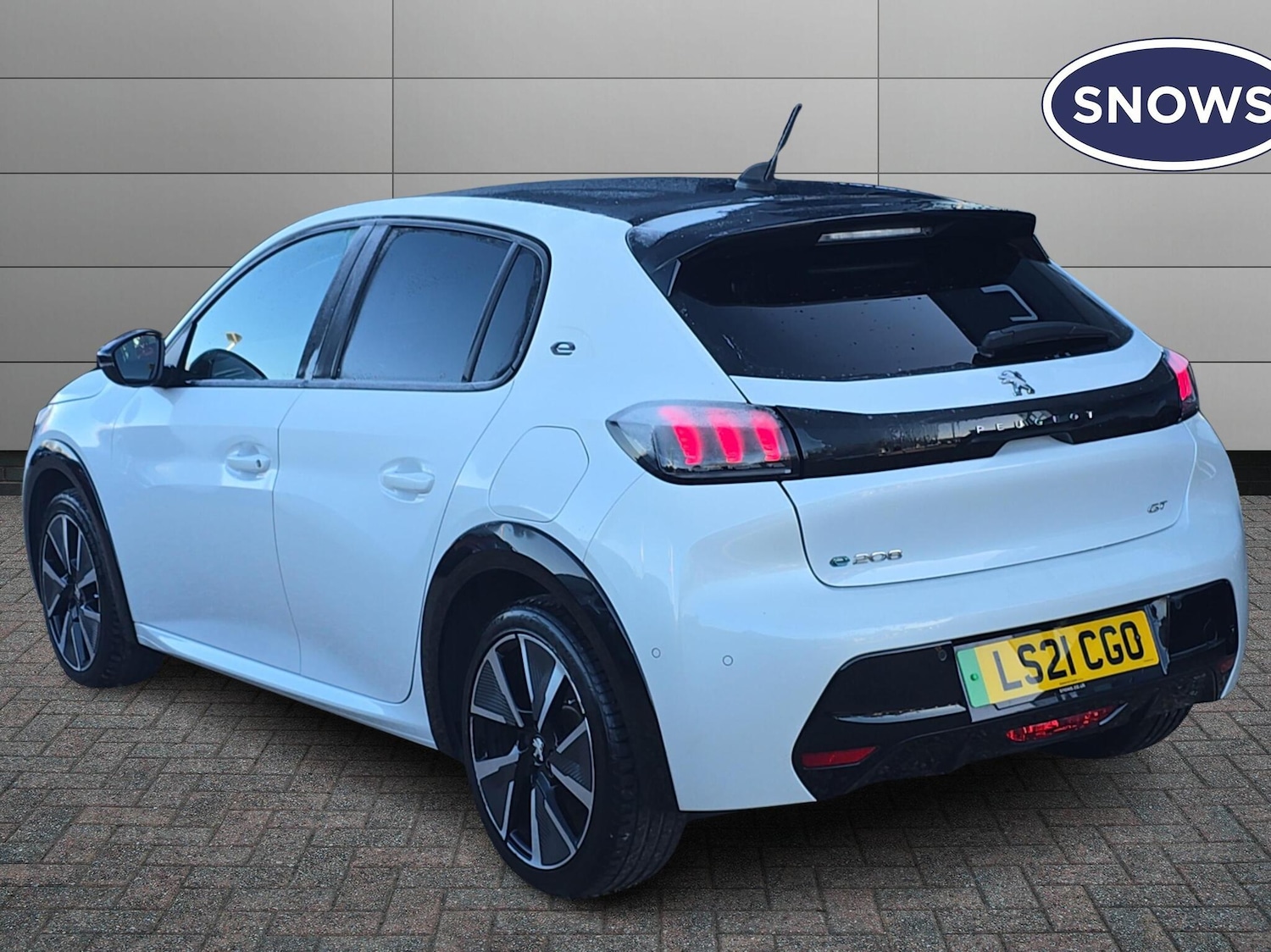 Used Peugeot 208 2021 for sale - 77665571: Photo 3