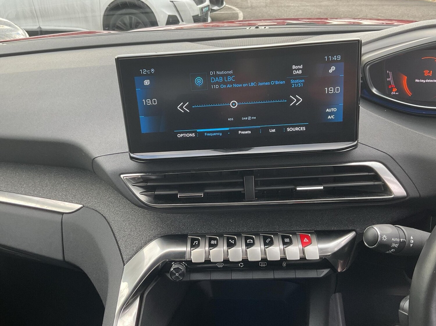 Used Peugeot 3008 2024 for sale - 77653621: Photo 8