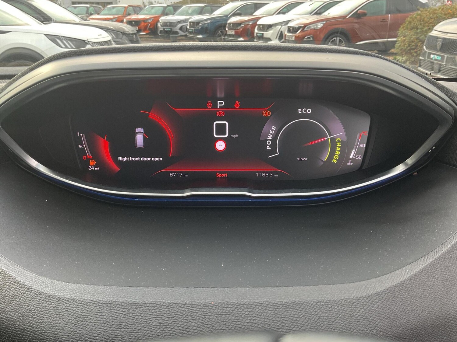 Used Peugeot 3008 2024 for sale - 77653621: Photo 9