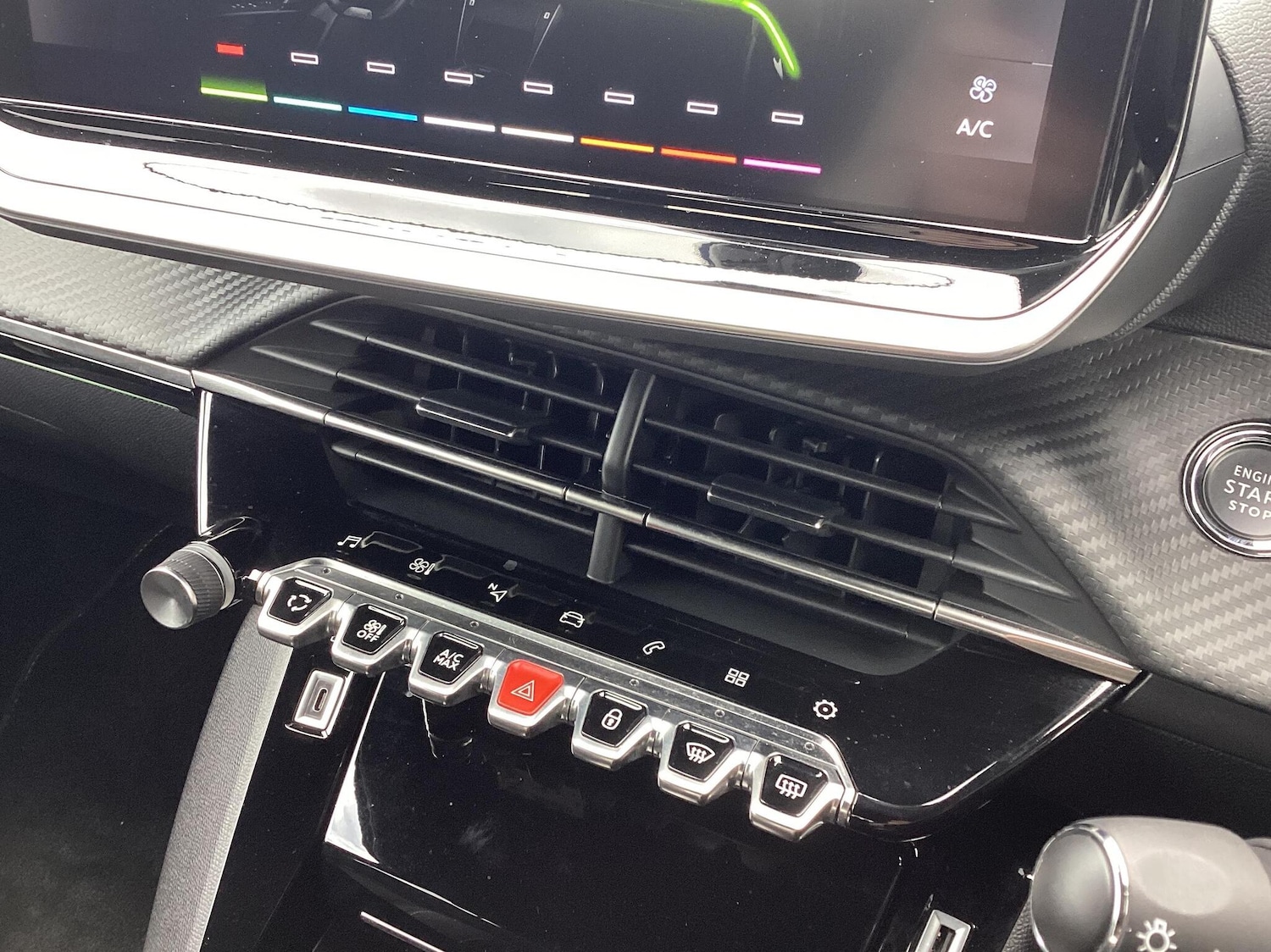 Used Peugeot 2008 2022 for sale - 76674255: Photo 25