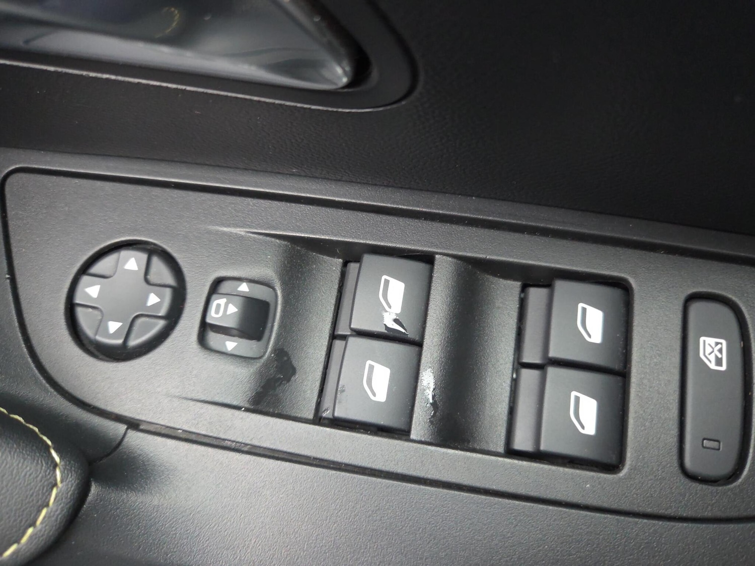 Used Peugeot 2008 2024 for sale - 76678149: Photo 12