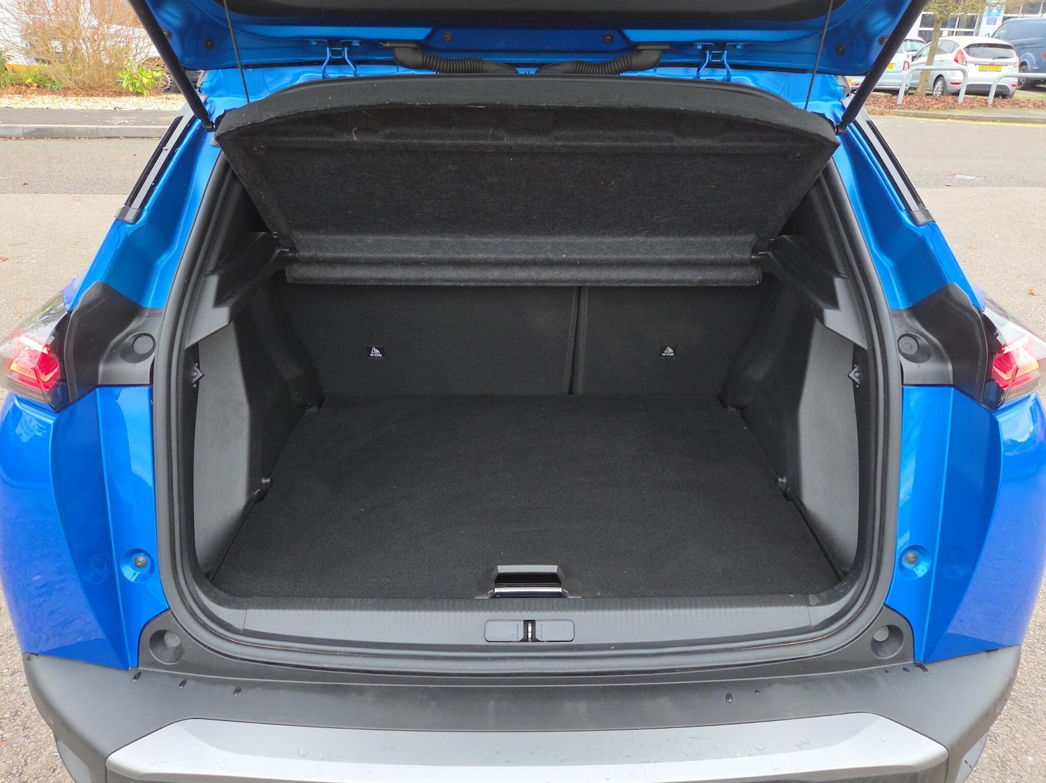 Used Peugeot 2008 2024 for sale - 76678149: Photo 5