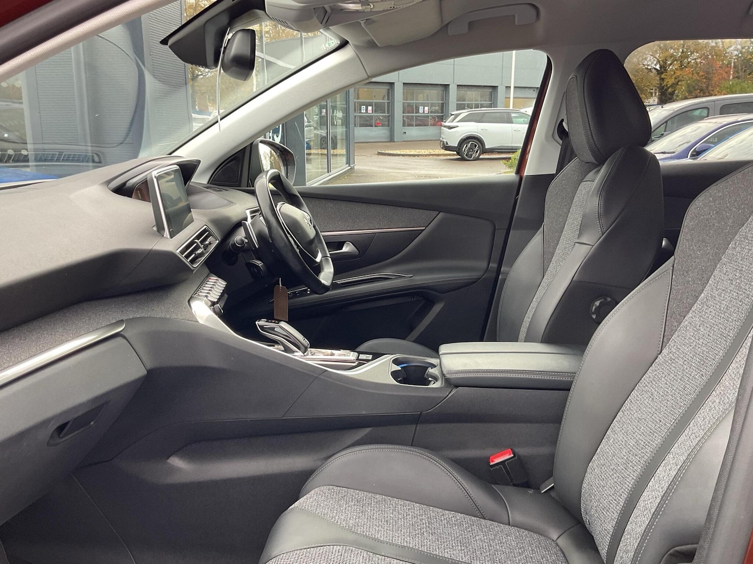 Used Peugeot 3008 2020 for sale - 76680997: Photo 9