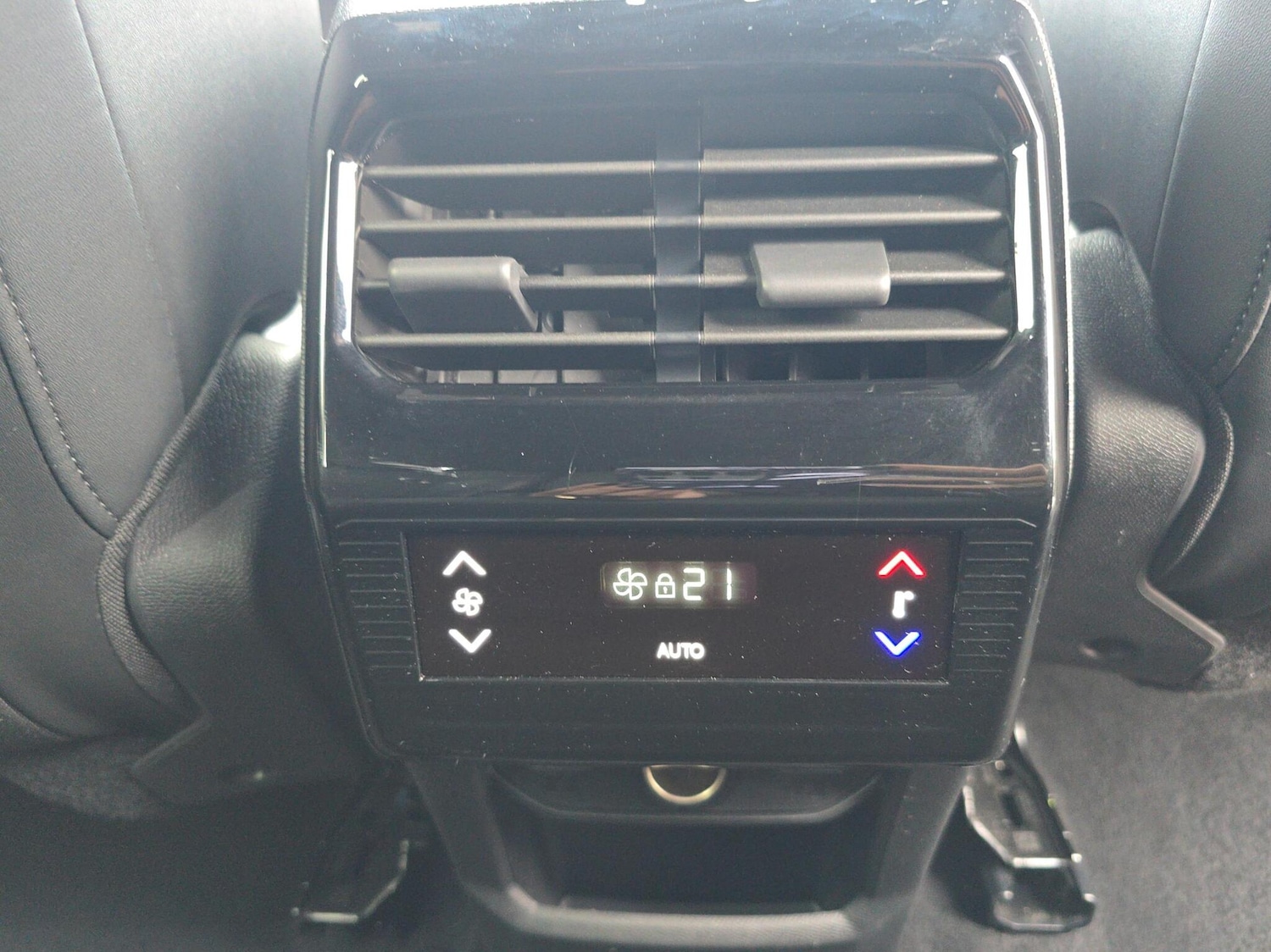 Used Peugeot 5008 2024 for sale - 76677809: Photo 15