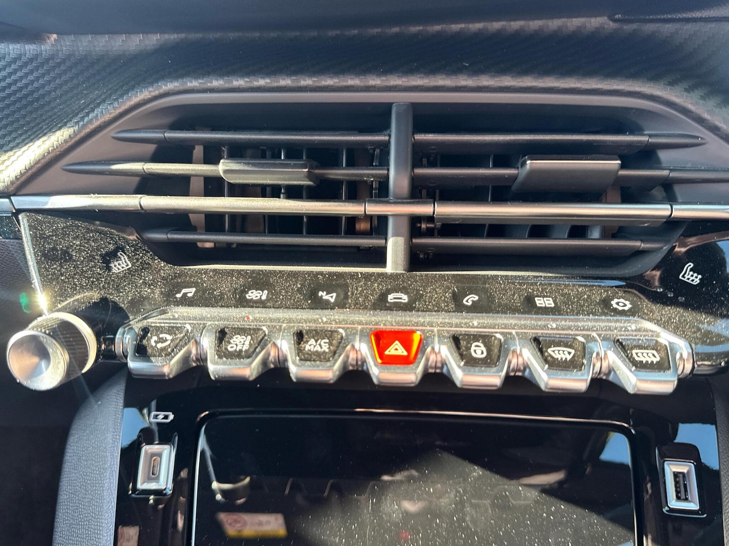 Used Peugeot 2008 2023 for sale - 76933530: Photo 13