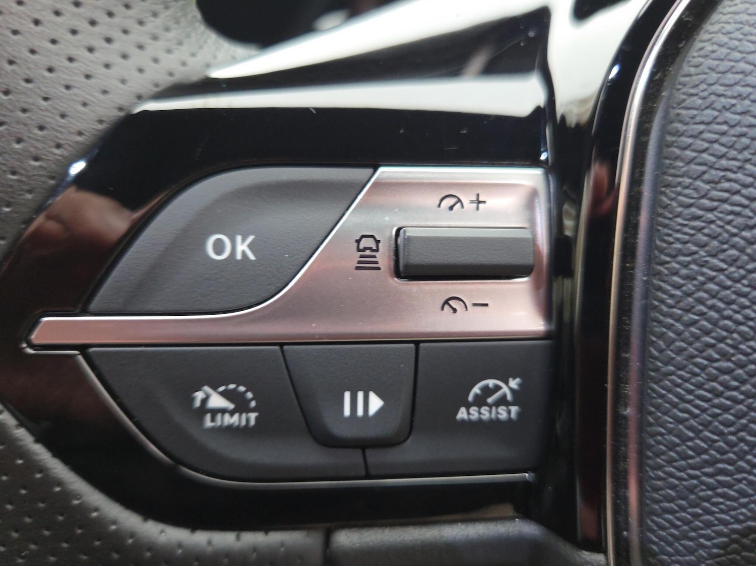 Used Peugeot 408 2025 for sale - 76680544: Photo 13