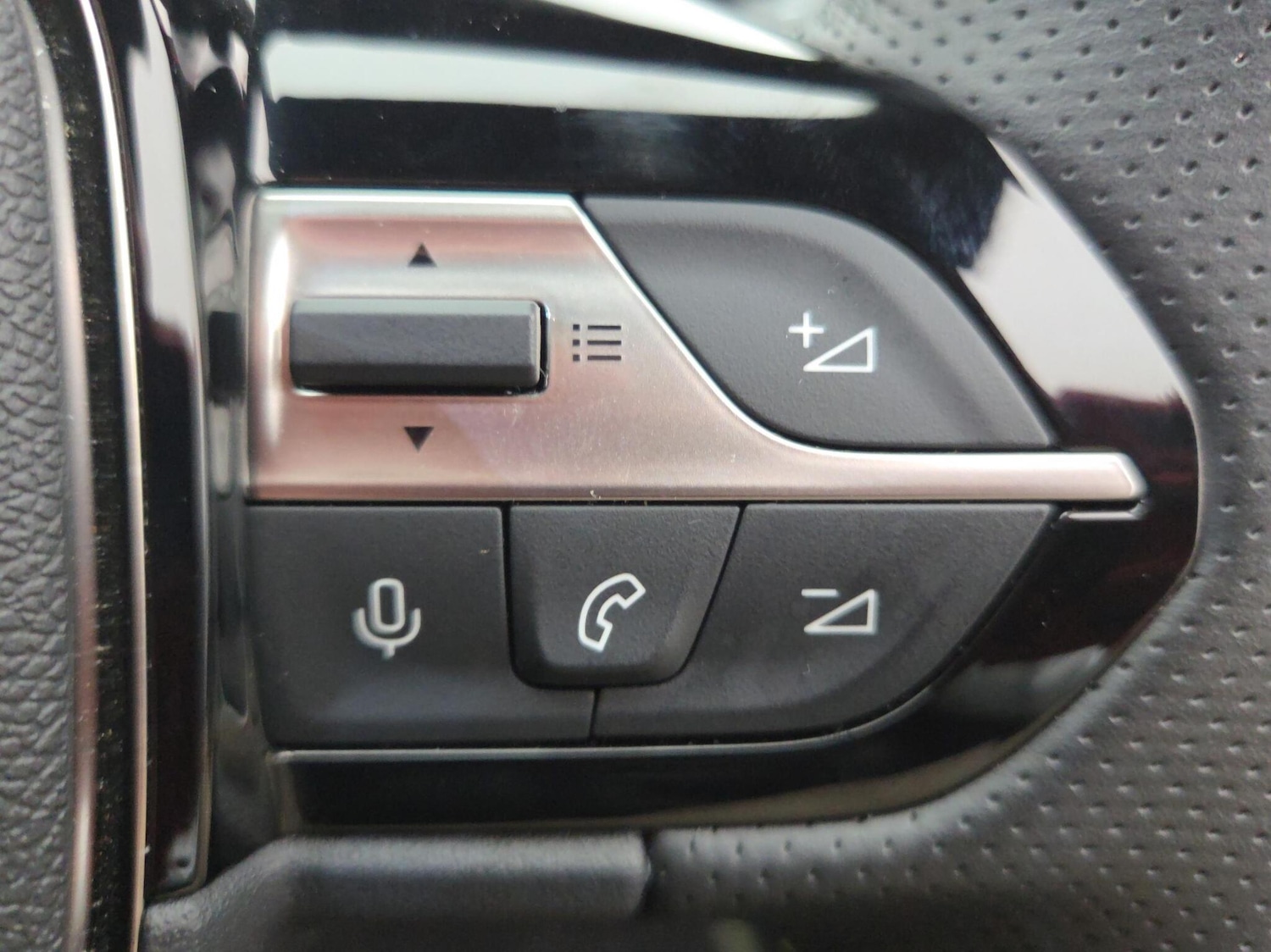 Used Peugeot 408 2025 for sale - 76680544: Photo 15