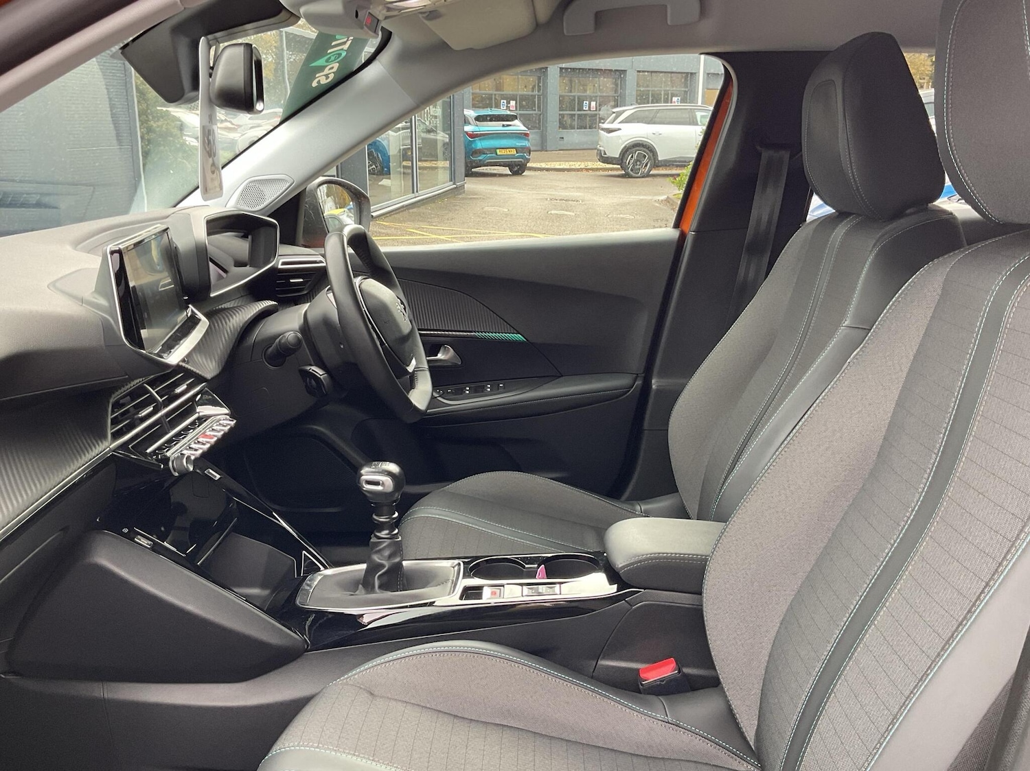 Used Peugeot 2008 2022 for sale - 76675551: Photo 9