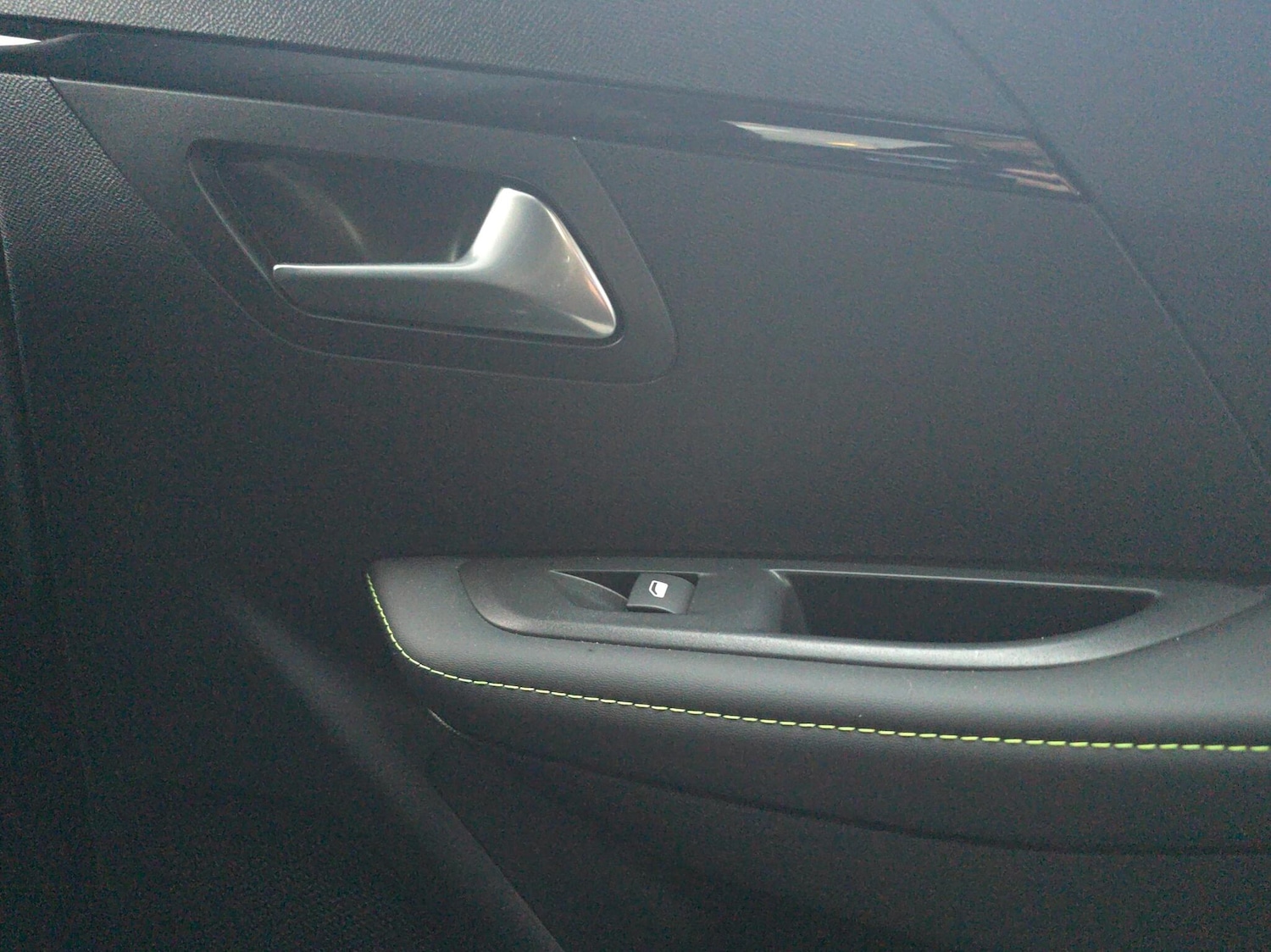 Used Peugeot 208 2020 for sale - 77851640: Photo 24