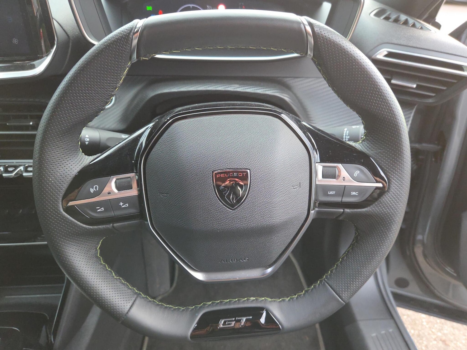 Used Peugeot 2008 2024 for sale - 76677472: Photo 12