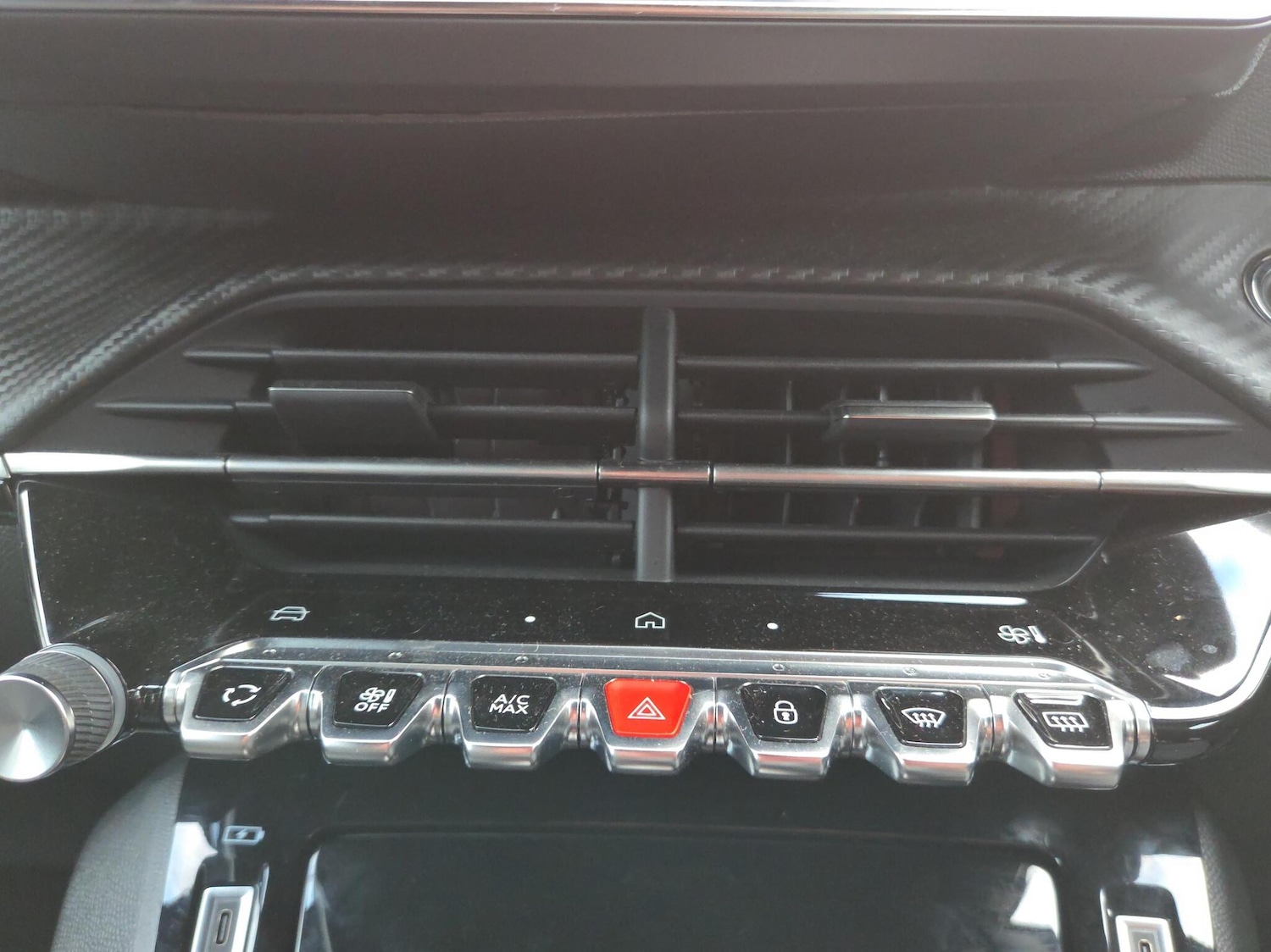 Used Peugeot 2008 2024 for sale - 76677472: Photo 21