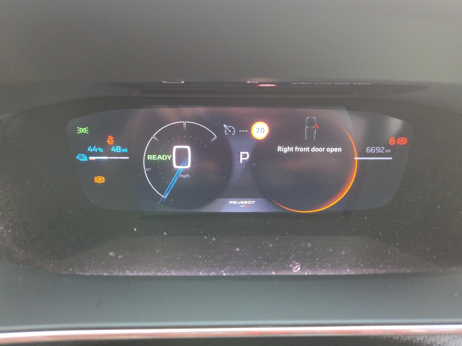 Used Peugeot 2008 2024 for sale - 76677472: Photo 9