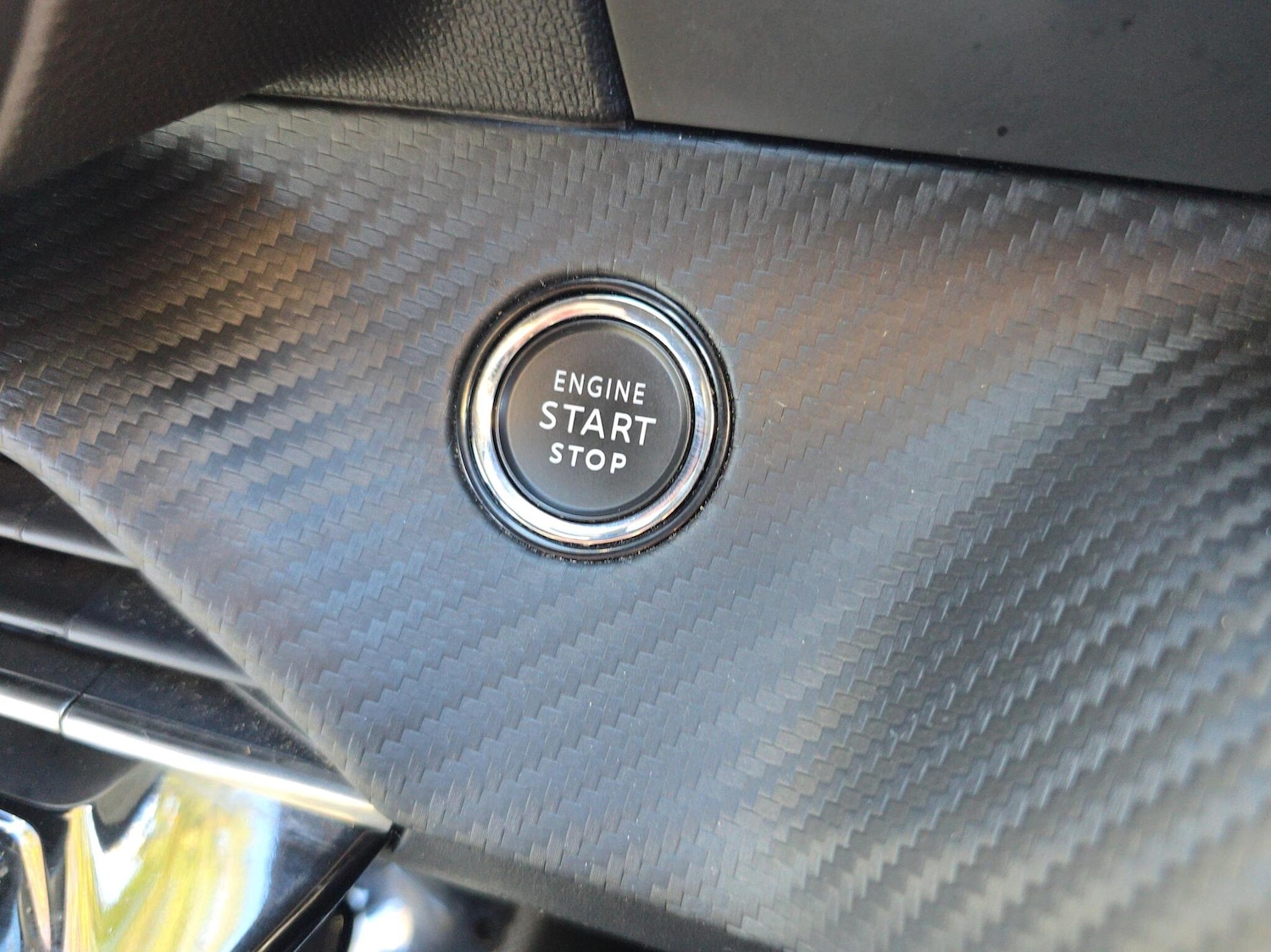 Used Peugeot 2008 2023 for sale - 76676385: Photo 15