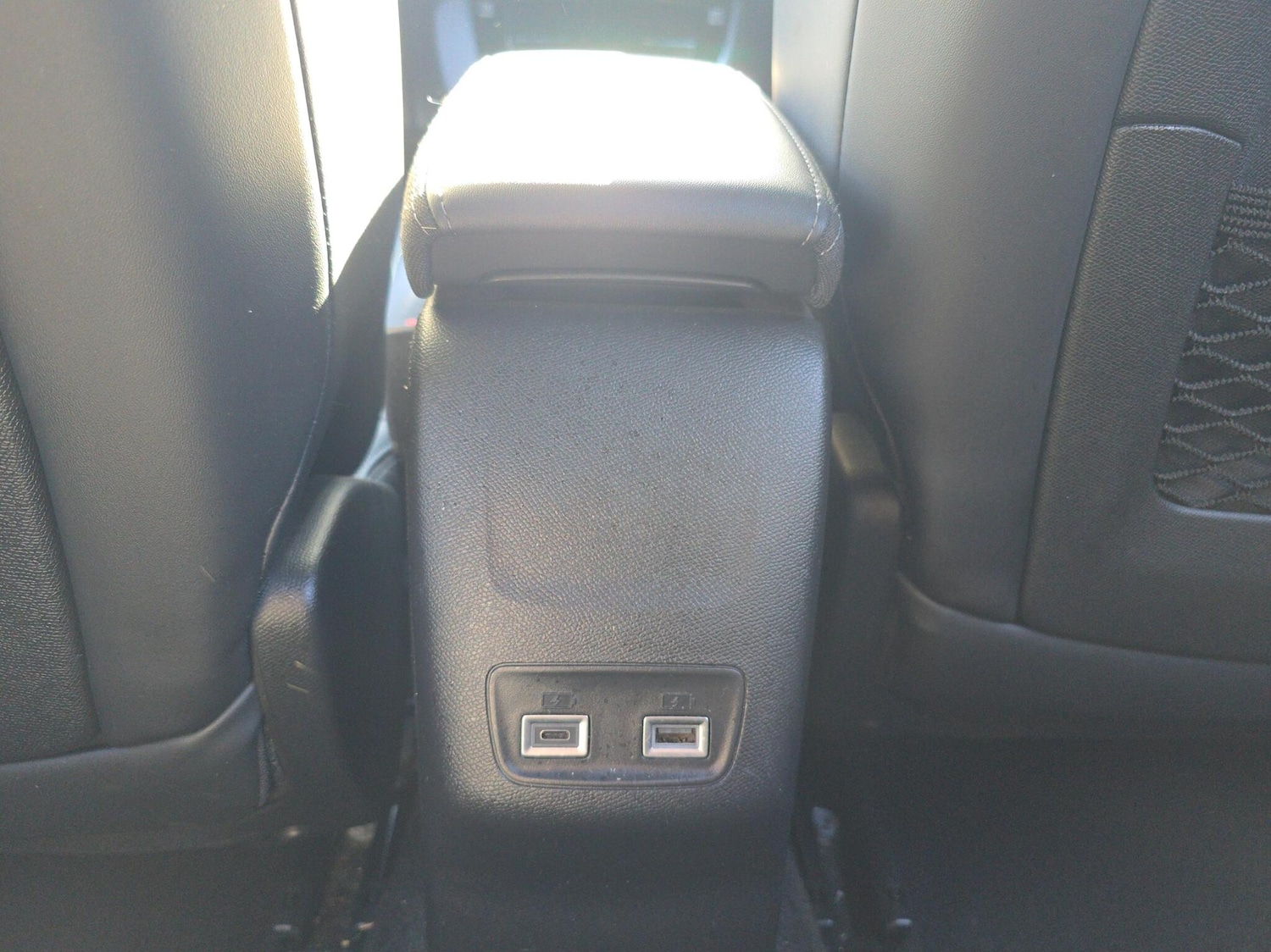 Used Peugeot 2008 2023 for sale - 76676385: Photo 16