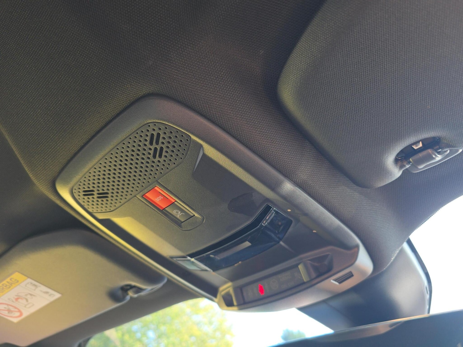 Used Peugeot 2008 2023 for sale - 76676385: Photo 20