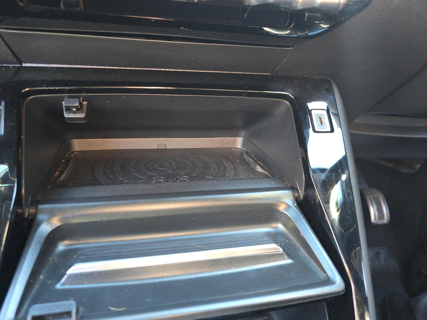 Used Peugeot 2008 2023 for sale - 76676385: Photo 25