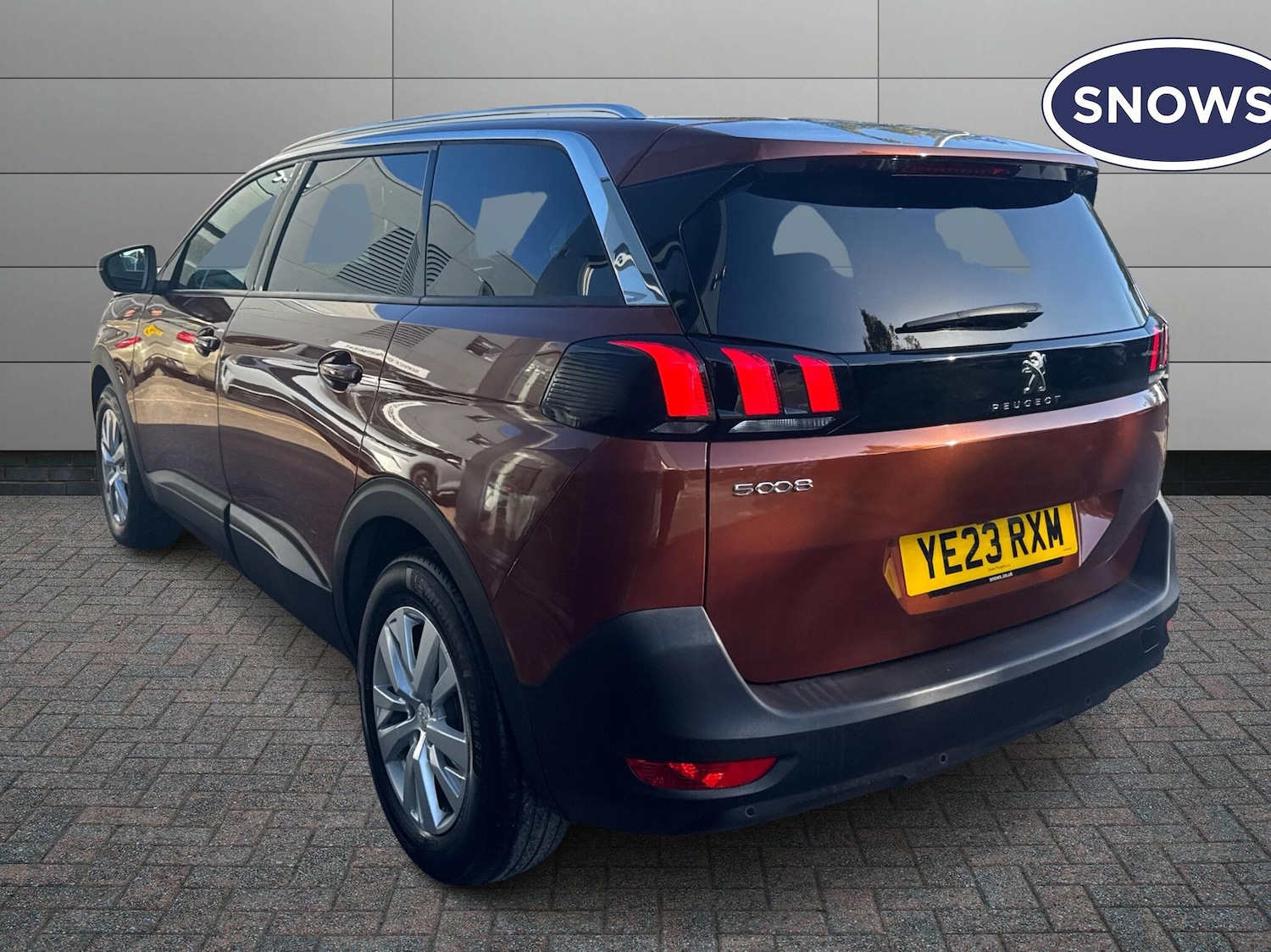 Used Peugeot 5008 2023 for sale - 76676463: Photo 3