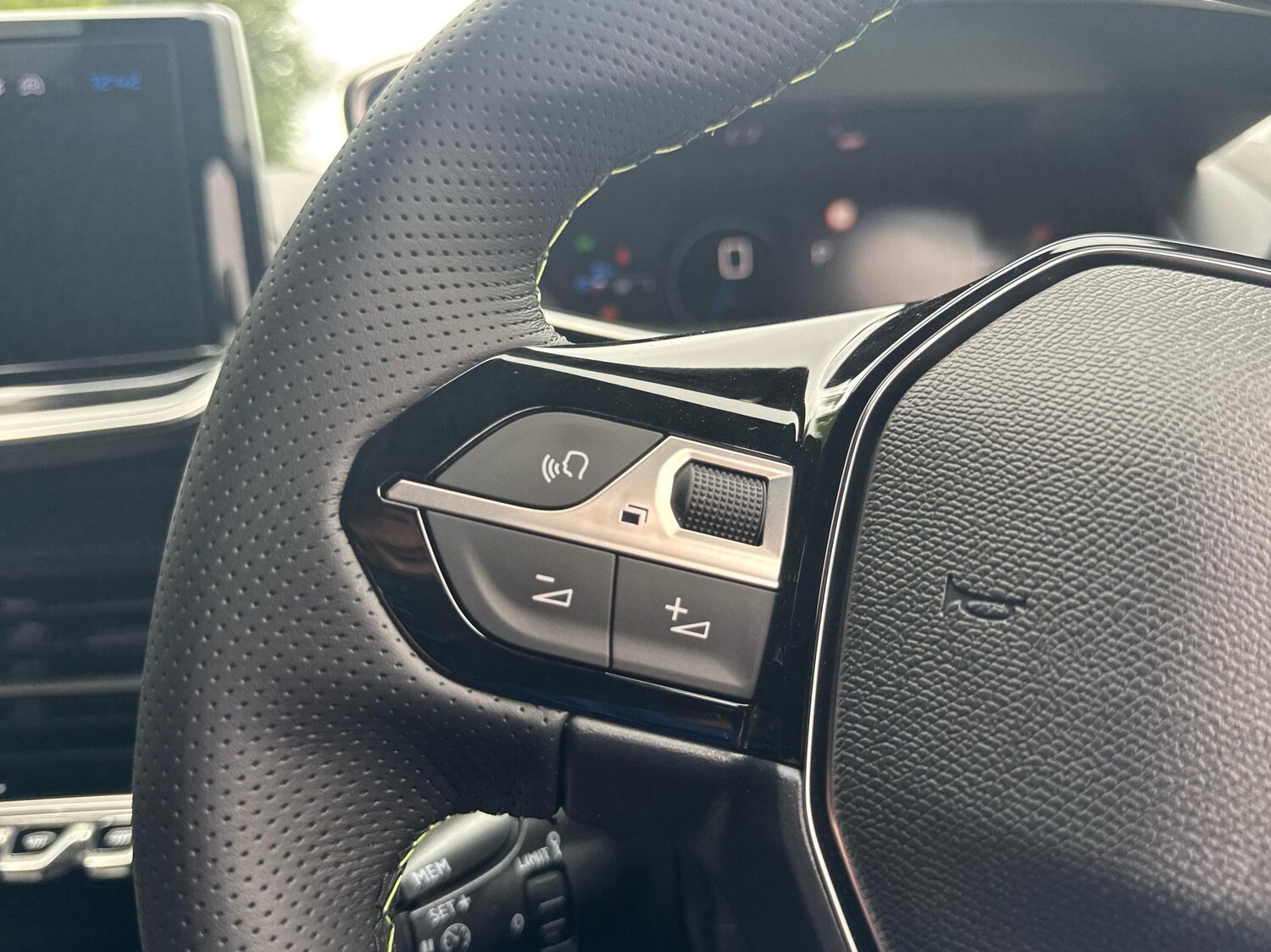 Used Peugeot 208 2025 for sale - 76908539: Photo 24